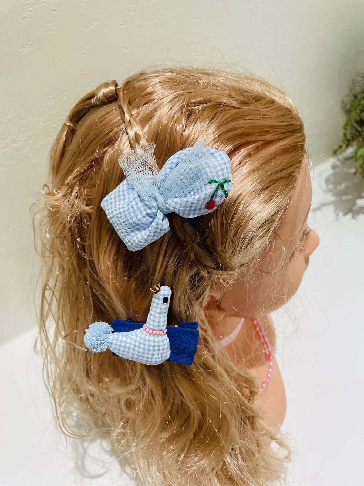 Royal Ostrich & Bow Hair Clips